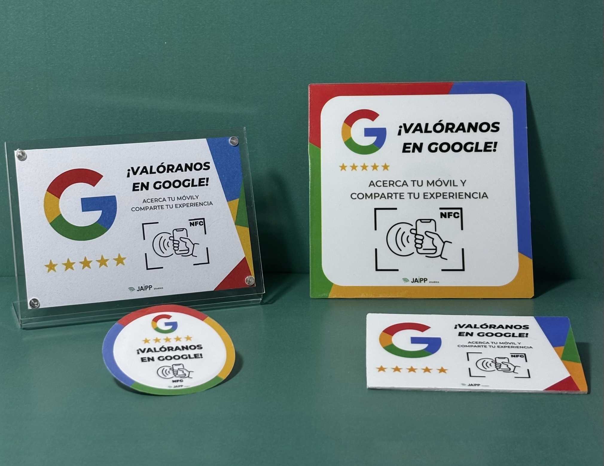 Expositor, discos y tarjetas Bip del pack El pleno